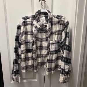 American Eagle Outfitters Black and White Plaid Shirt